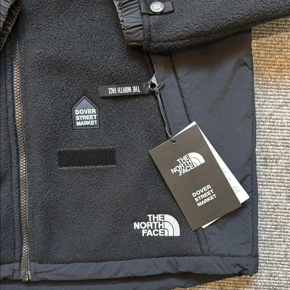 DSM x The North Face Men's Black Polar Sun Fleece size small